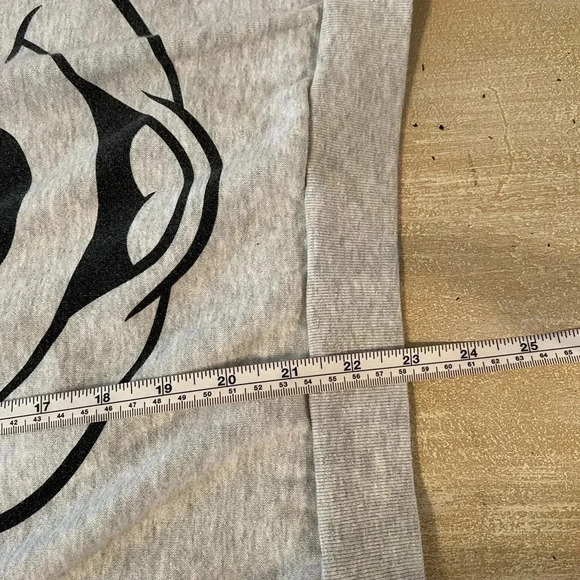 DISNEY Mickey Mouse crewneck sweatshirt.
Size: XS - Picture 5 of 7